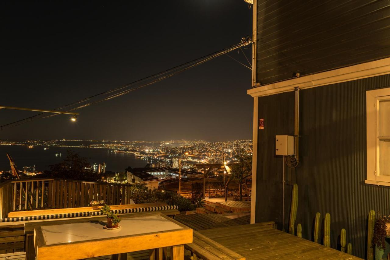 Hotel Faro Azul Valparaiso Cerro Alegre Exteriör bild
