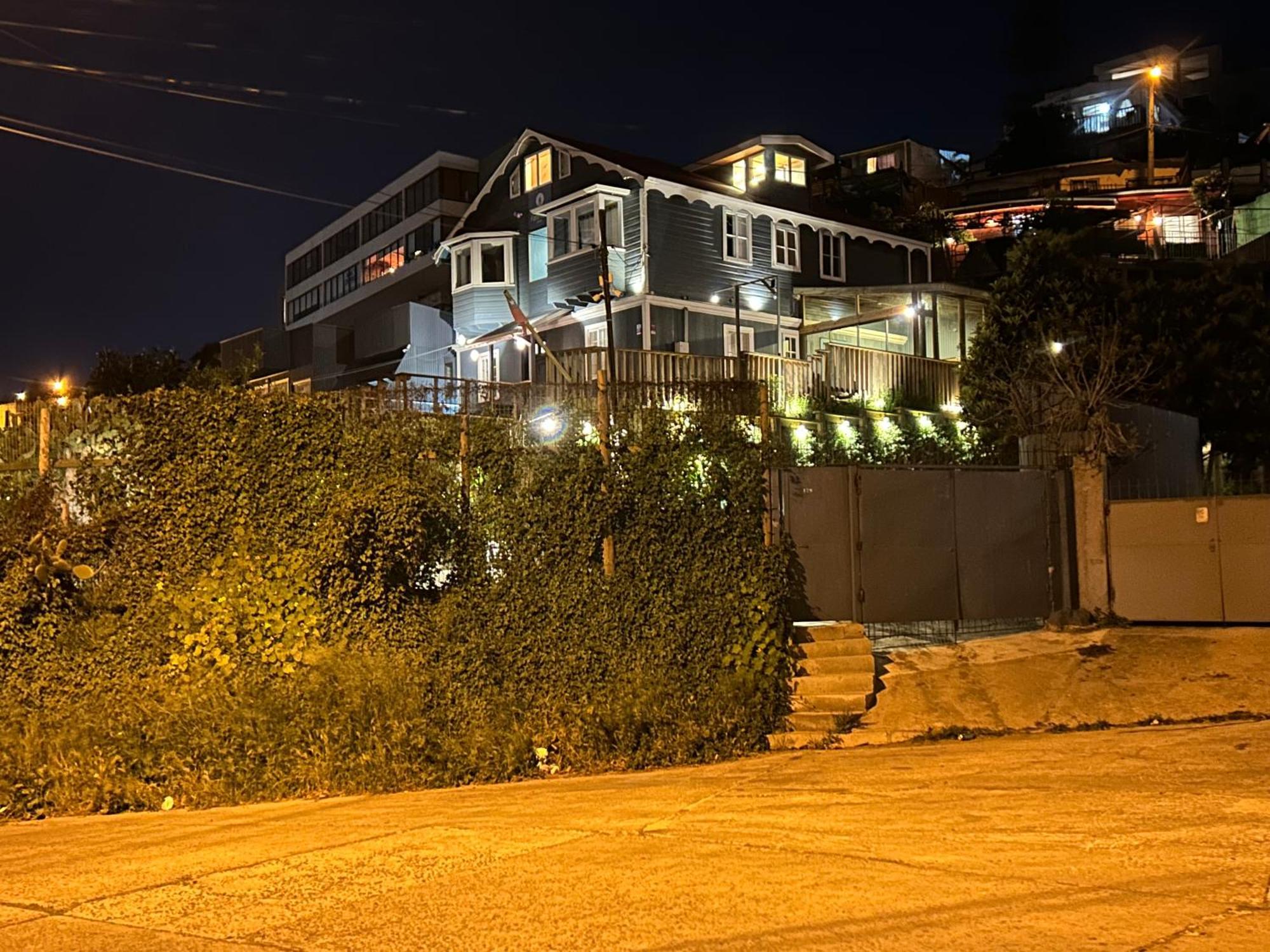 Hotel Faro Azul Valparaiso Cerro Alegre Exteriör bild